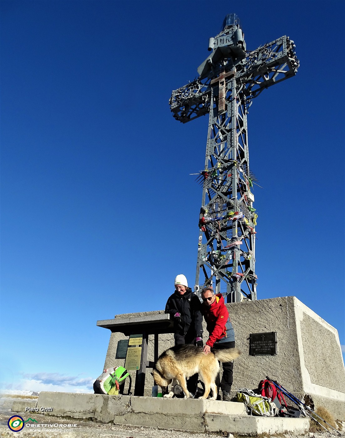 58 Alla croce di Resegone- Punta Cermenati (1875 m).JPG -                                